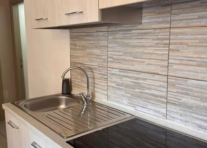 Domu Grisia Арцакена